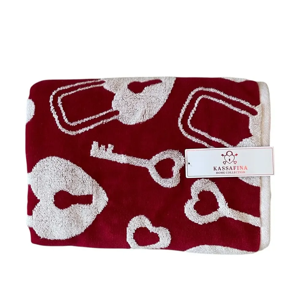 Kassafina Love Heart Lock & Key Bath Towel Set of 2 Red White Valentine XO NEW